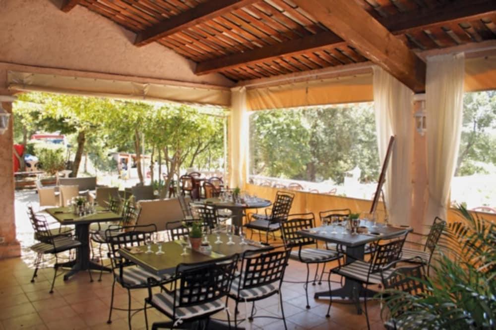 Camping Domaine De Chanteraine Les Salles-sur-Verdon Exterior foto